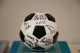 这一球我要定了 亚历山大无视防守漂移抛投稳稳命中